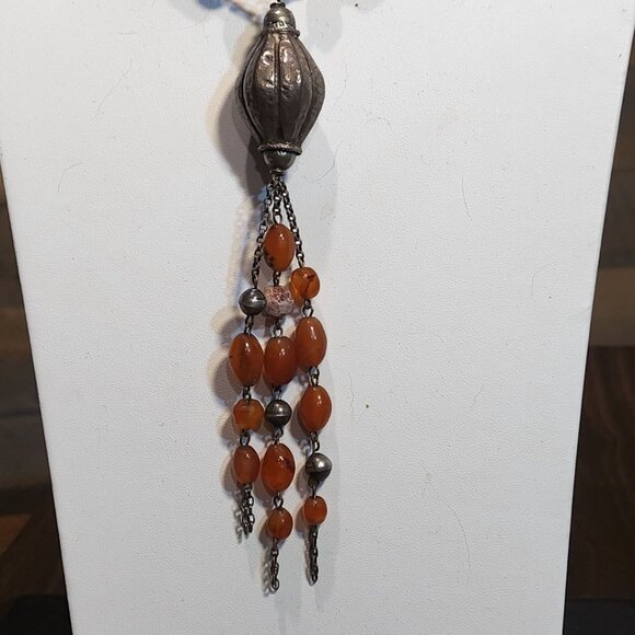 Vintage Handcrafted Carnelian & Silver Beaded Necklace With Ornate Pendant - Picture 4 of 9